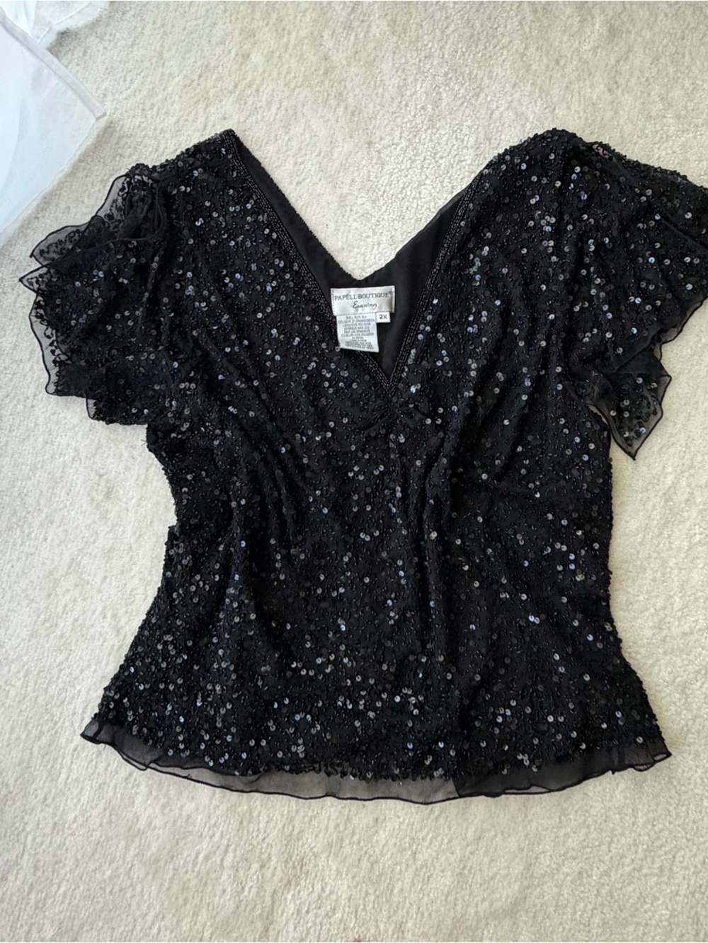 Vintage 100% Silk Papell Boutique Evening Black Sequin V-Neck Flutter Sleeve Top